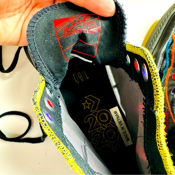 Unisex Converse Chuck Taylor All Star 70 Hi Chinese New Year 2020 - Picture 9 of 9